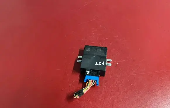 Mini One - Cooper F56 F55 Fuel injection pump control unit/module 7476687 16147476687