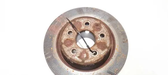 Volvo V50 Rear brake disc neventiliuojamas