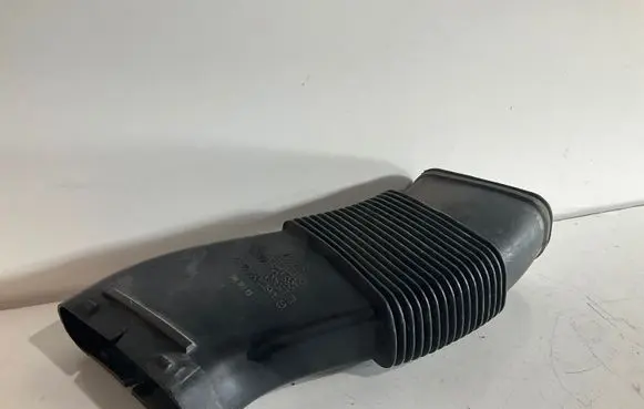 Mercedes-Benz E W211 Air intake hose/pipe A6120940287 LSA60 988026105