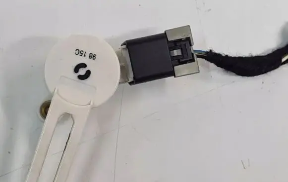 Chevrolet Cruze Brake pedal sensor switch