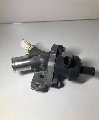 Thermostat/thermostat housing