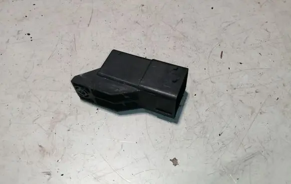 Peugeot 2008 I Glow plug pre-heat relay 9802424080 51299065