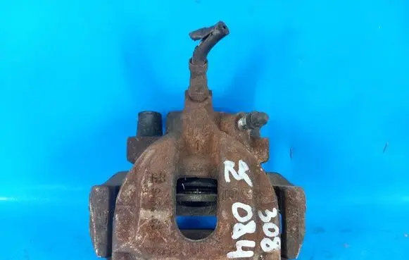 Volvo XC70 Front brake caliper 8251313