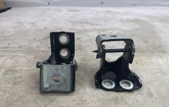 Peugeot 308 Rear door hinge set 