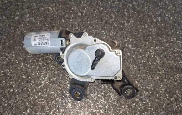 Rear window wiper motor