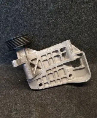 Volkswagen Touareg II Generator/alternator bracket 059903143AJ 059903143A