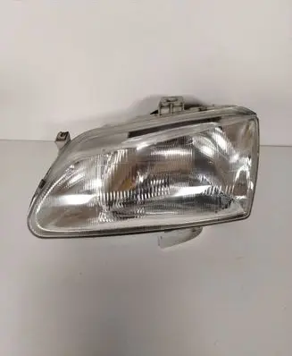 Renault Scenic I Headlight/headlamp 085511121L