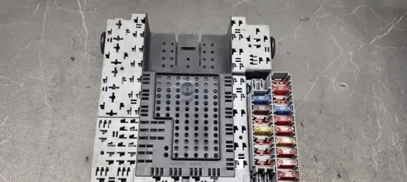 Volvo V70 Fuse box set 30679527