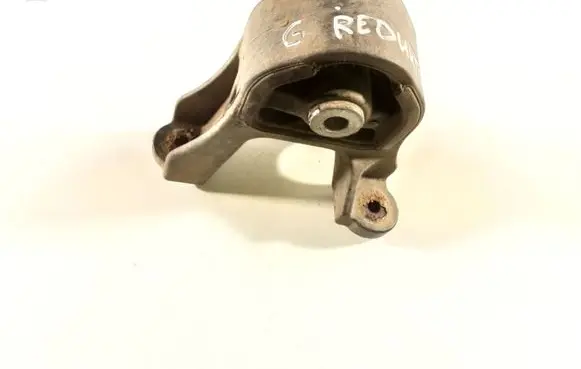 Honda CR-V Rear differential mounting bracket AV69824