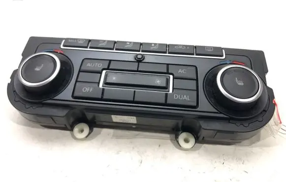 Volkswagen Tiguan Interior fan control switch 5K0907044EA