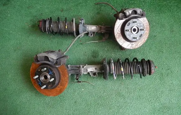 Hyundai i10 Front wheel hub spindle knuckle