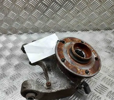 Volkswagen Golf VII Rear wheel hub 5Q0505435J