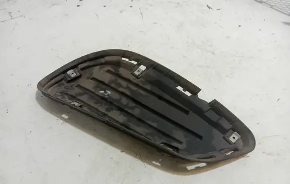 Mercedes-Benz E W212 Front bumper lower grill A2128852823