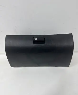 Toyota Avensis T250 Glove box 33126M 5555005070