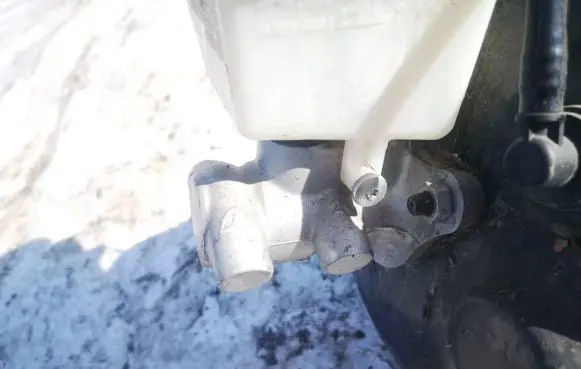 Jaguar XF Master brake cylinder