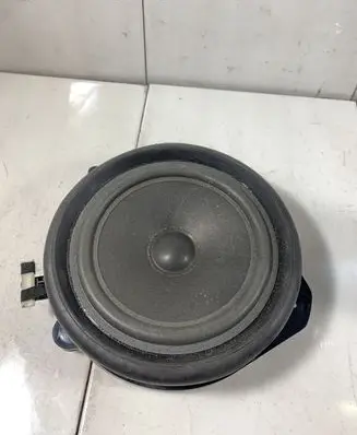 Audi A4 S4 B6 8E 8H Front door speaker 8E0035411