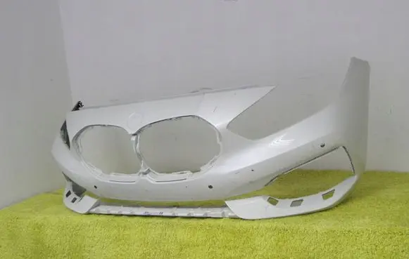 BMW 1 F40 Front bumper 7459708