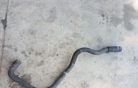 Jaguar X-Type Engine coolant pipe/hose