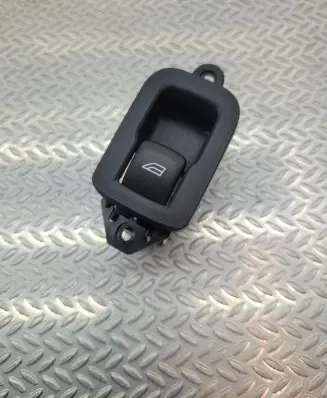 Volvo XC60 Electric window control switch 31272013