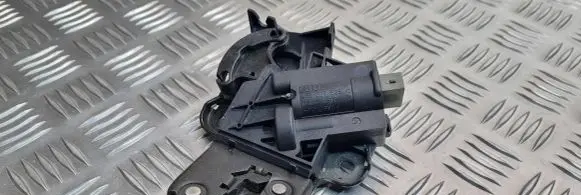 Audi A4 S4 B7 8E 8H Tailgate/trunk/boot lock/catch/latch 4F5827505C