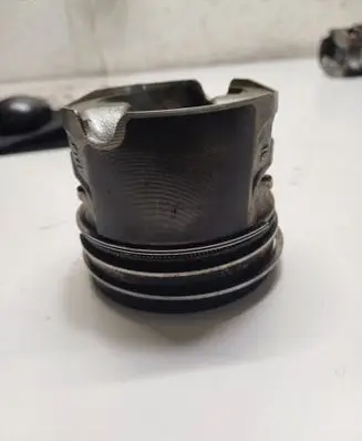 BMW 3 F30 F35 F31 Piston 0843C