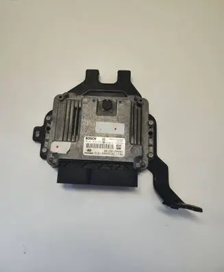 Hyundai ix35 Engine control unit/module 391202A001 0281019639