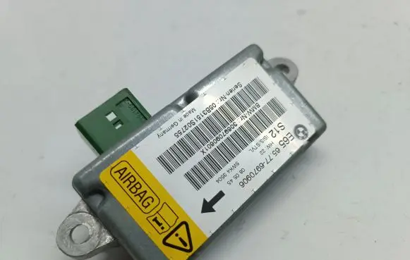 BMW 7 E65 E66 Airbag deployment crash/impact sensor 6970906 30697090601X 65776870906