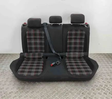 Volkswagen Polo VI Rear seat 2Q0885504S 2Q0885503J