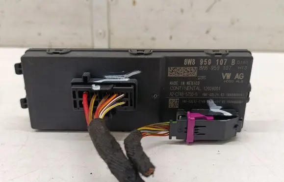 Tailgate/trunk control unit/module