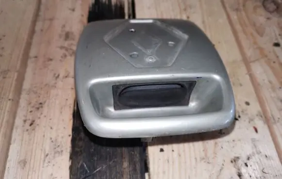 Tailgate opening switch