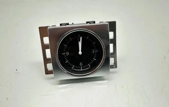 Volkswagen PASSAT B7 Clock 3AA919204 194805811