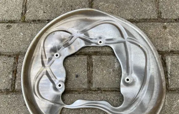 Audi Q5 SQ5 Rear brake disc plate dust cover 80A615611B