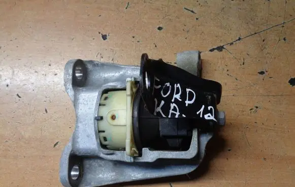 Ford Ka Engine mount bracket 326F04B