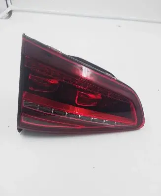Volkswagen e-Golf Tailgate rear/tail lights 5G0945307F 81240101