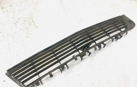 Opel Vectra C Front bumper lower grill 09186126 0551004542