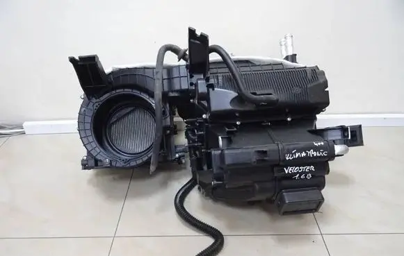 Hyundai Veloster Electric car heater 