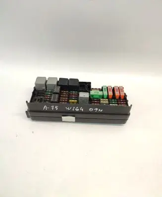 Mercedes-Benz ML W164 Fuse box set A1645403372
