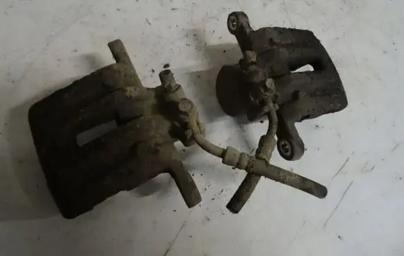 Chevrolet Captiva Rear brake caliper