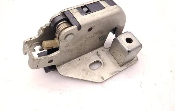 Volkswagen Crafter Rear door lock A9067401135