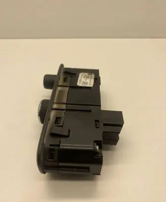Chevrolet Malibu Light switch 22992801 84192536