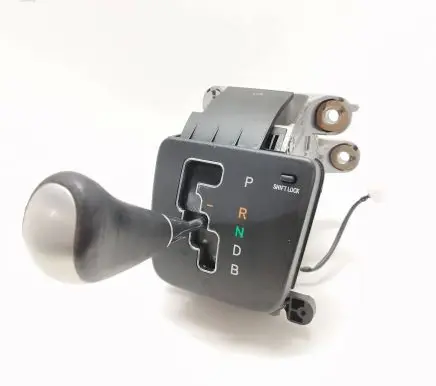 Lexus RX 330 - 350 - 400H Gear shifter/selector 9010002