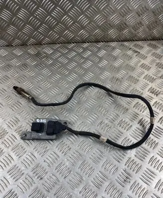 Volkswagen PASSAT B8 Lambda probe sensor 04L907805L