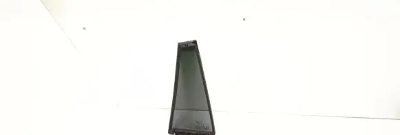 Rear vent window glass