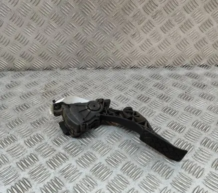 Volkswagen Transporter - Caravelle T5 Accelerator throttle pedal 7H1723503J
