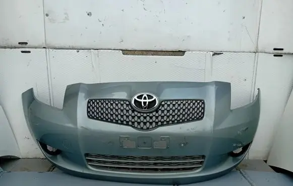 Toyota Yaris Front bumper