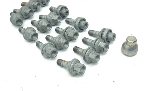 Citroen C4 III e-C4 Nuts/bolts 
