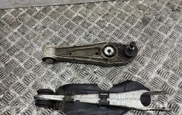 Porsche 911 996 Front lower control arm/wishbone
