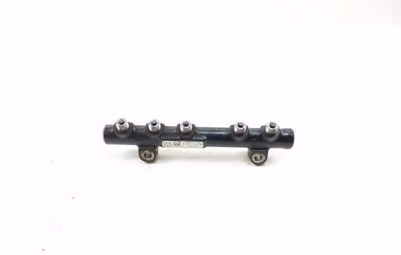 Ford Grand C-MAX Fuel main line pipe 9685297580