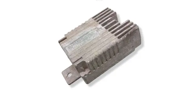 Mercedes-Benz E W210 Coolant fan relay A0275458032