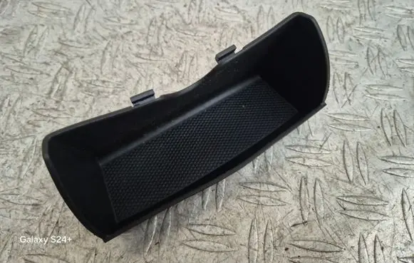 Mercedes-Benz GLE (W166 - C292) Panel drawer/shelf pad A1666831194